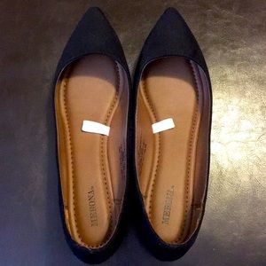 Women’s size 10 shoes, with slight wedge